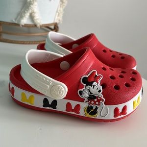 Minnie Mouse Crocs